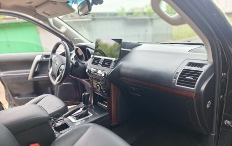 Toyota Land Cruiser Prado 150 рестайлинг 2, 2013 год, 3 450 000 рублей, 21 фотография