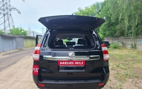 Toyota Land Cruiser Prado 150 рестайлинг 2, 2013 год, 3 450 000 рублей, 7 фотография