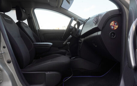 Renault Sandero II рестайлинг, 2019 год, 1 296 000 рублей, 18 фотография