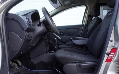 Renault Sandero II рестайлинг, 2019 год, 1 296 000 рублей, 9 фотография