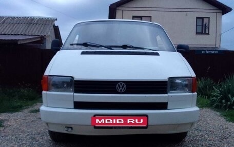 Volkswagen Transporter T4, 1993 год, 650 000 рублей, 4 фотография