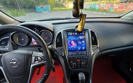 Opel Astra J, 2011 год, 700 000 рублей, 11 фотография