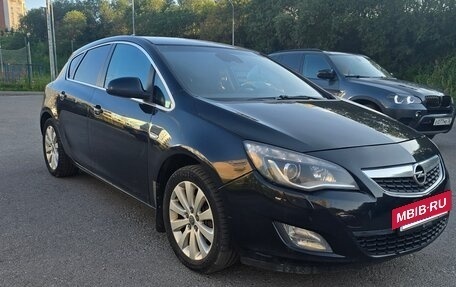 Opel Astra J, 2011 год, 700 000 рублей, 12 фотография