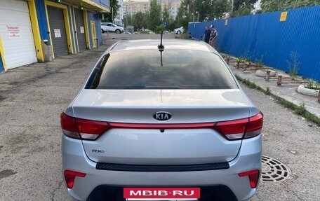 KIA Rio IV, 2019 год, 950 000 рублей, 4 фотография