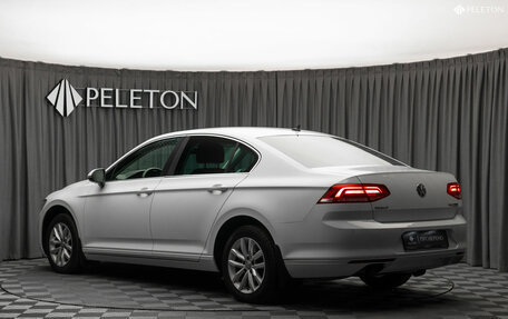 Volkswagen Passat B8 рестайлинг, 2017 год, 2 430 000 рублей, 5 фотография