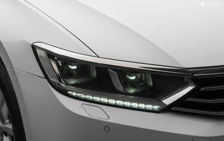 Volkswagen Passat B8 рестайлинг, 2017 год, 2 430 000 рублей, 24 фотография
