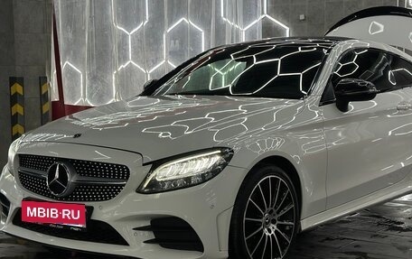 Mercedes-Benz C-Класс, 2017 год, 3 000 000 рублей, 1 фотография