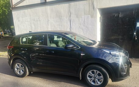 KIA Sportage IV рестайлинг, 2017 год, 1 750 000 рублей, 4 фотография