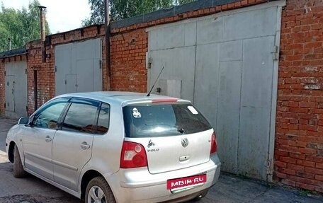 Volkswagen Polo IV рестайлинг, 2002 год, 259 999 рублей, 3 фотография