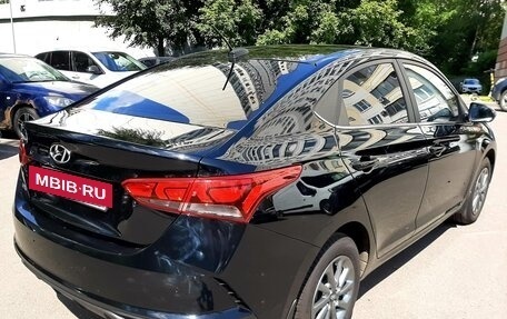 Hyundai Solaris II рестайлинг, 2021 год, 1 735 000 рублей, 3 фотография