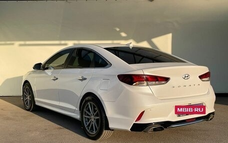 Hyundai Sonata VII, 2018 год, 1 980 000 рублей, 4 фотография