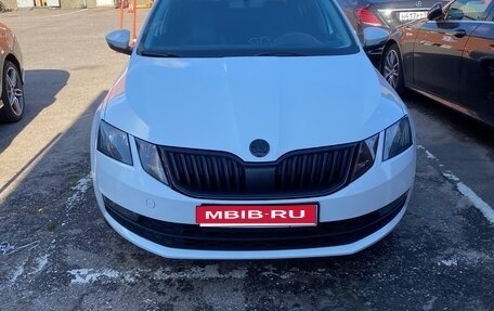 Skoda Octavia, 2019 год, 1 000 000 рублей, 1 фотография