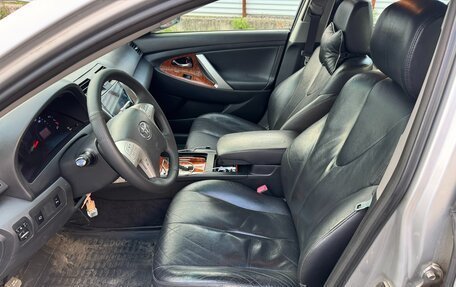 Toyota Camry, 2010 год, 1 300 000 рублей, 11 фотография