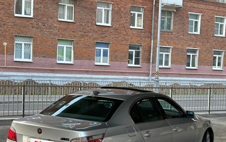BMW 5 серия, 2003 год, 580 000 рублей, 3 фотография