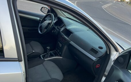 Opel Astra H, 2004 год, 255 000 рублей, 6 фотография