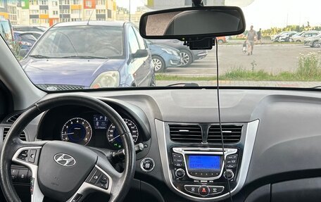 Hyundai Solaris II рестайлинг, 2012 год, 750 000 рублей, 13 фотография