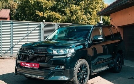 Toyota Land Cruiser 200, 2014 год, 4 700 000 рублей, 2 фотография