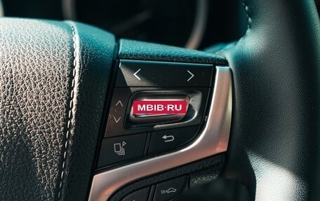 Toyota Land Cruiser 200, 2014 год, 4 700 000 рублей, 11 фотография
