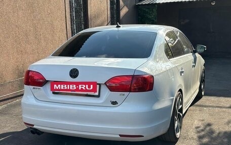 Volkswagen Jetta VI, 2014 год, 1 150 000 рублей, 3 фотография