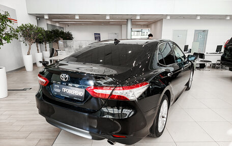 Toyota Camry, 2019 год, 2 288 000 рублей, 6 фотография