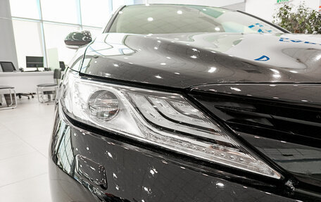 Toyota Camry, 2019 год, 2 288 000 рублей, 21 фотография