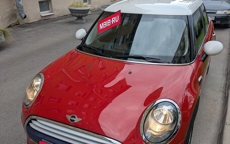 MINI Hatch, 2015 год, 1 650 000 рублей, 2 фотография