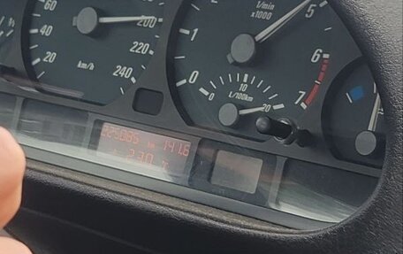 BMW 3 серия, 2002 год, 1 500 000 рублей, 3 фотография