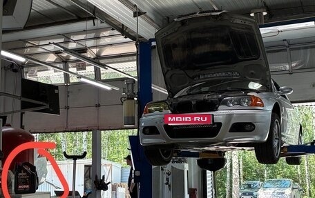BMW 3 серия, 2002 год, 1 500 000 рублей, 28 фотография