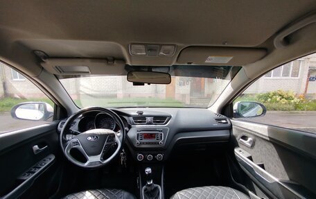 KIA Rio III рестайлинг, 2016 год, 1 100 000 рублей, 21 фотография