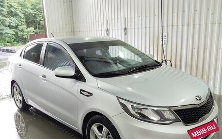 KIA Rio III рестайлинг, 2016 год, 1 100 000 рублей, 24 фотография
