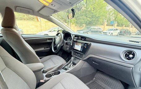 Toyota Corolla, 2018 год, 1 999 999 рублей, 17 фотография
