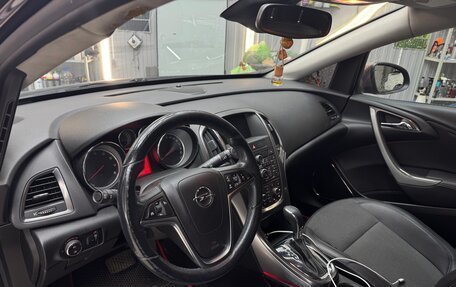 Opel Astra J, 2010 год, 680 000 рублей, 6 фотография