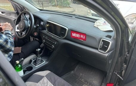 KIA Sportage IV рестайлинг, 2021 год, 2 600 000 рублей, 9 фотография