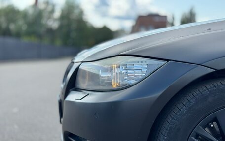 BMW 3 серия, 2011 год, 1 050 000 рублей, 17 фотография