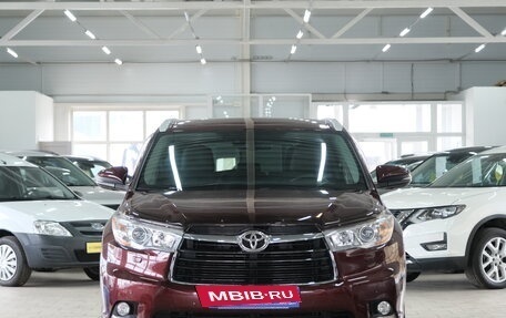 Toyota Highlander III, 2014 год, 3 149 000 рублей, 2 фотография