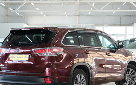 Toyota Highlander III, 2014 год, 3 149 000 рублей, 7 фотография