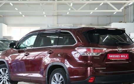 Toyota Highlander III, 2014 год, 3 149 000 рублей, 5 фотография