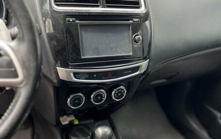 Mitsubishi ASX I рестайлинг, 2015 год, 1 285 000 рублей, 10 фотография
