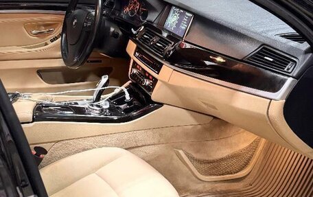 BMW 5 серия, 2014 год, 2 350 000 рублей, 16 фотография