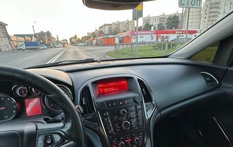Opel Astra J, 2011 год, 749 999 рублей, 4 фотография