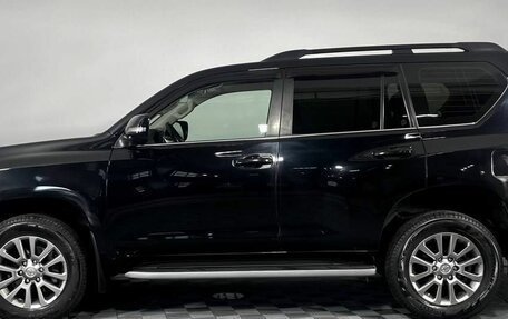 Toyota Land Cruiser Prado 150 рестайлинг 2, 2018 год, 4 530 000 рублей, 8 фотография