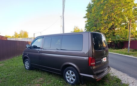 Volkswagen Caravelle T5, 2012 год, 1 950 000 рублей, 5 фотография