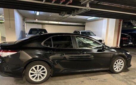 Toyota Camry, 2021 год, 3 500 000 рублей, 2 фотография