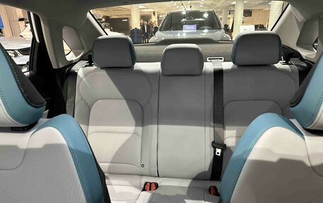 Geely Emgrand, 2024 год, 2 243 990 рублей, 6 фотография