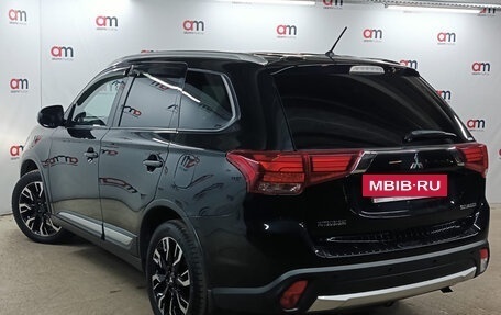 Mitsubishi Outlander III рестайлинг 3, 2015 год, 1 349 000 рублей, 6 фотография