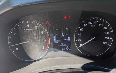 Hyundai Creta I рестайлинг, 2018 год, 1 950 000 рублей, 9 фотография