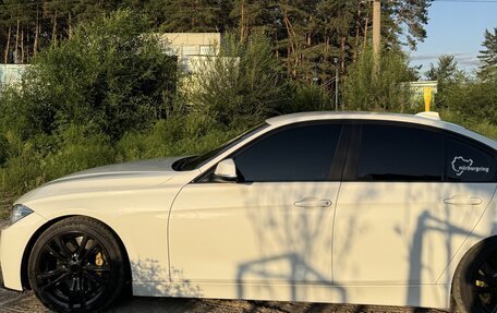 BMW 3 серия, 2015 год, 2 330 000 рублей, 3 фотография