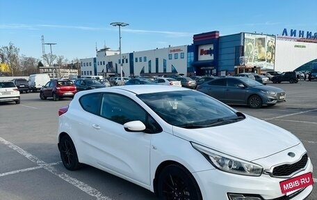 KIA cee'd III, 2015 год, 950 000 рублей, 2 фотография