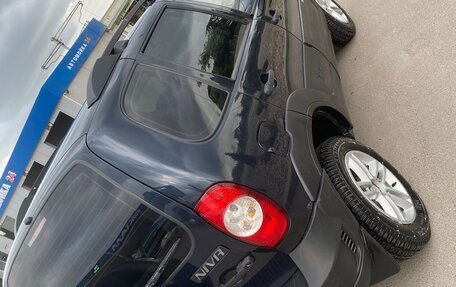 Chevrolet Niva I рестайлинг, 2010 год, 440 000 рублей, 5 фотография