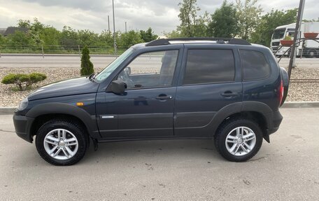 Chevrolet Niva I рестайлинг, 2010 год, 440 000 рублей, 2 фотография